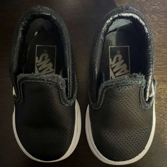 Vans slip ons Toddler size 4 - Picture 3 of 7